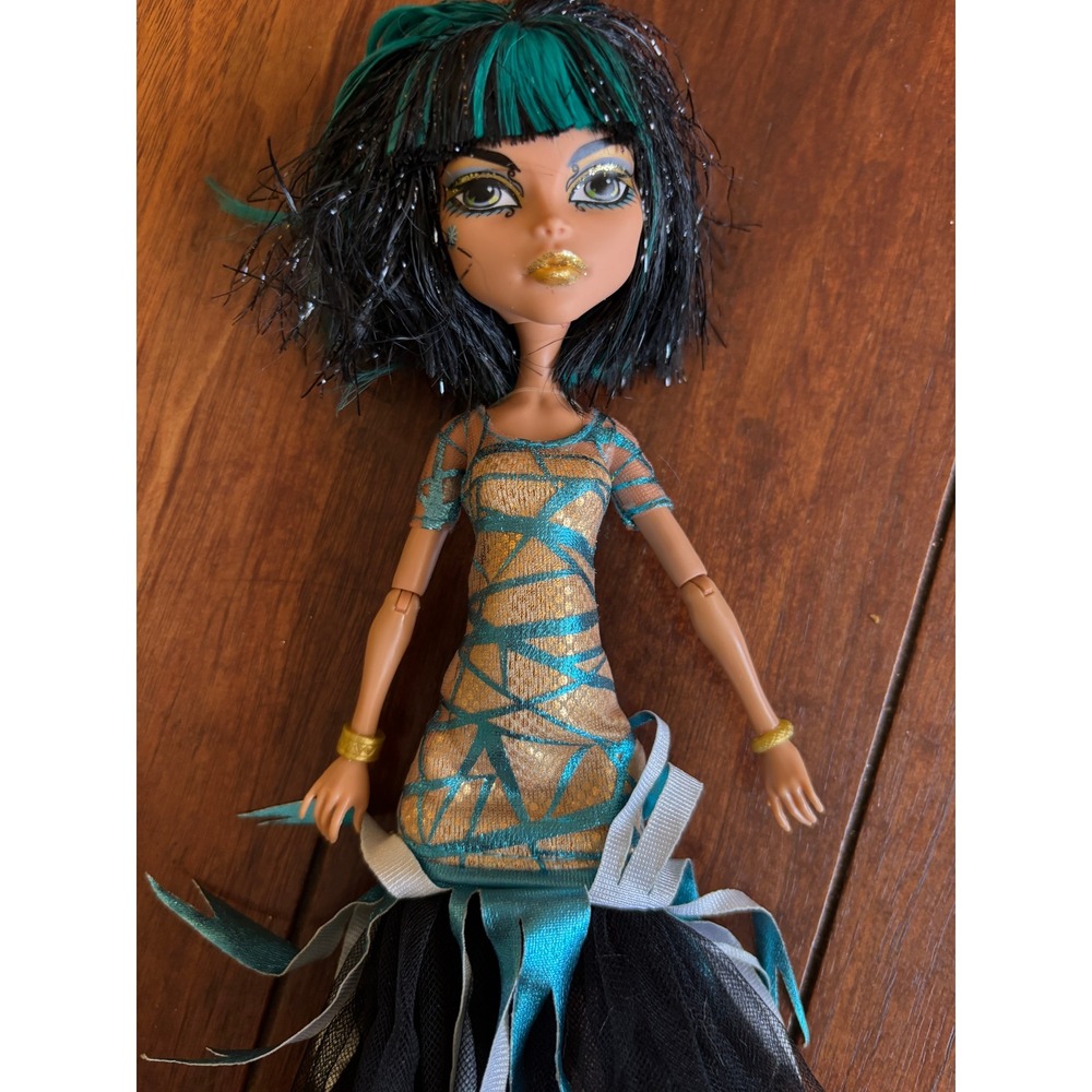 Monster High Nefera de Nile Boo York Boo York Comet-Gazer Doll Teal Gold Mattel